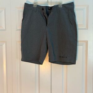 Oakley Men's Charcoal Flat Front Shorts